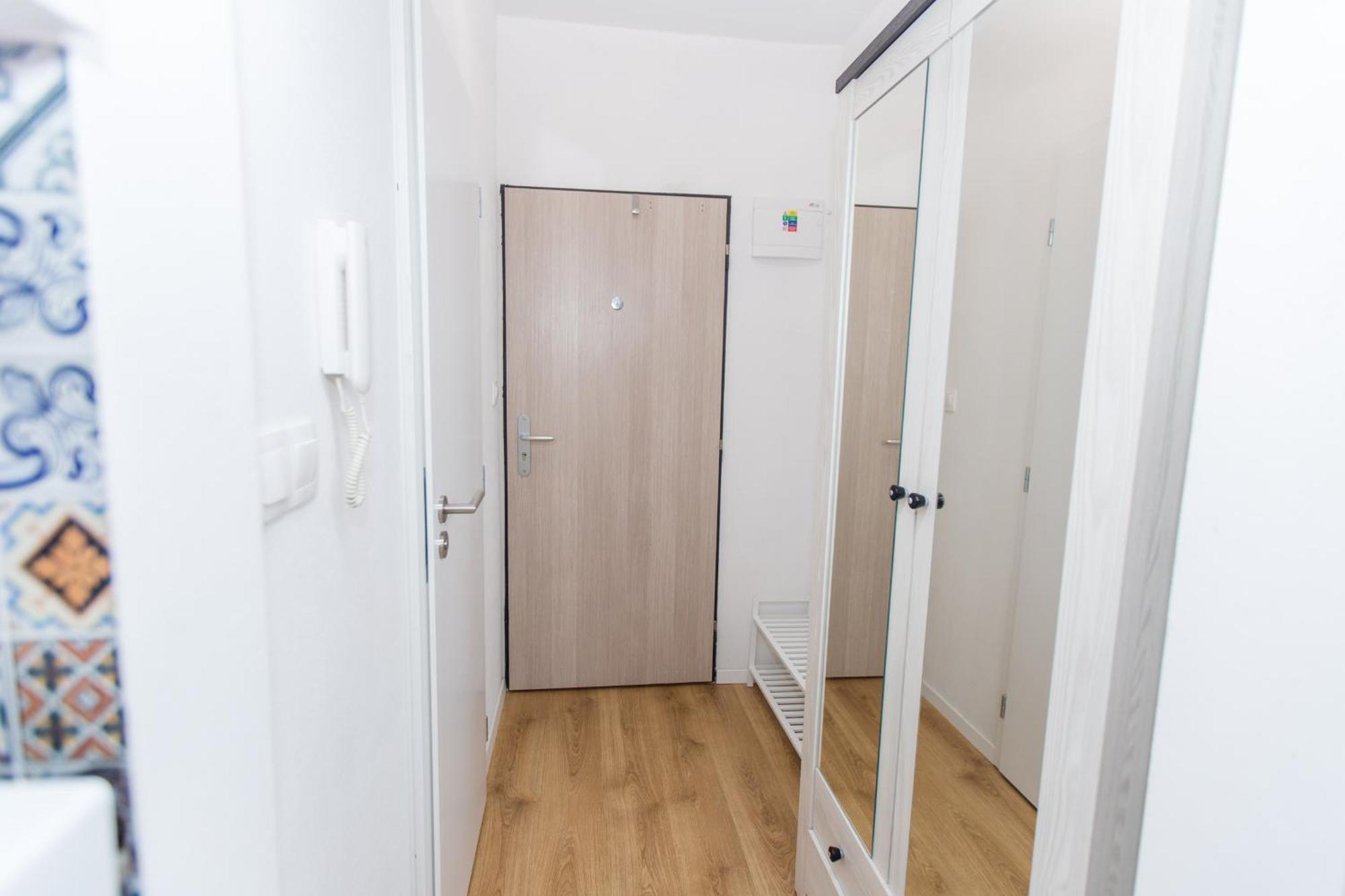 Apartment Near The Ondrej Nepela Winter Stadium Bratislava Dış mekan fotoğraf